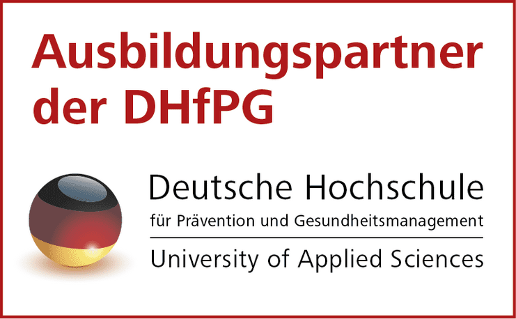 Logo der Deutschen Hochschule f&uuml;r Pr&auml;vention und Gesundheitsmanagement als Ausbildungspartner der DHfPG.